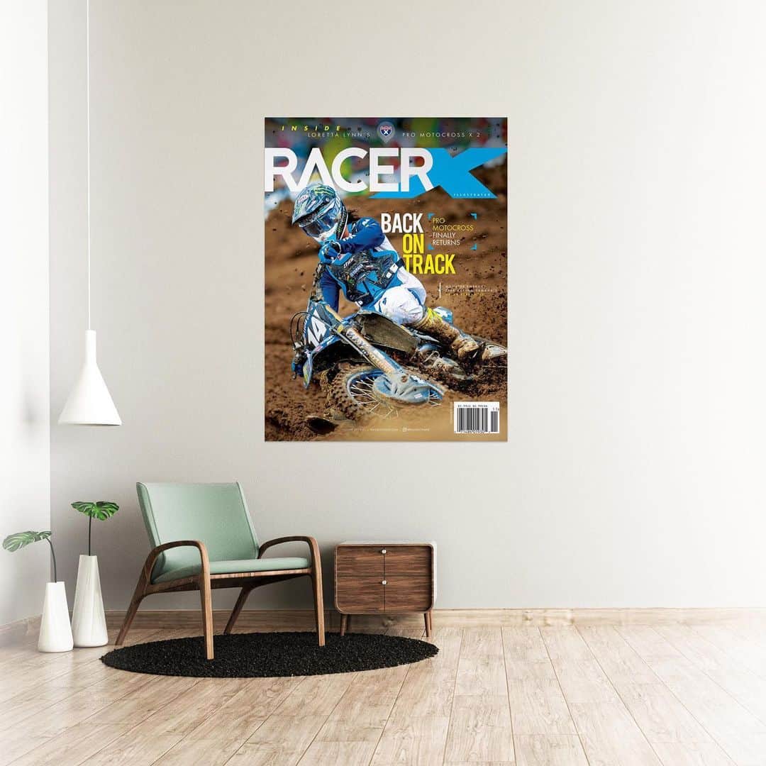 Racer X Onlineさんのインスタグラム写真 - (Racer X OnlineInstagram)「Which cover is your favorite❓  Get yours 📲: RacerXBrand.com」12月10日 6時09分 - racerxonline