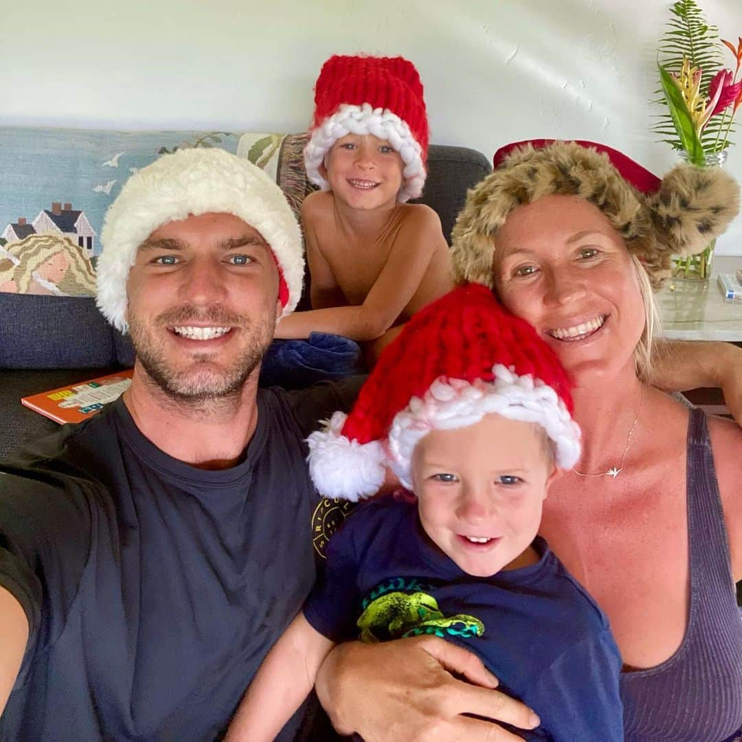 Bethany Hamiltonさんのインスタグラム写真 - (Bethany HamiltonInstagram)「Celebrating advent and excited for Christmas right around the corner!!!  What are some of your fav traditions this season?!」12月10日 6時18分 - bethanyhamilton