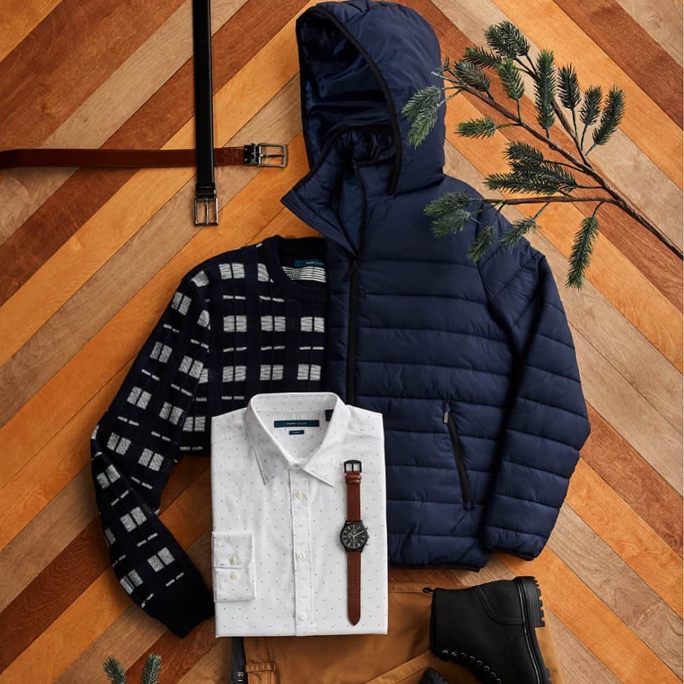 ペリーエリスのインスタグラム：「It's a match ✔️ Layer up in style in new season everyday staples.  #lifereadysince1976」