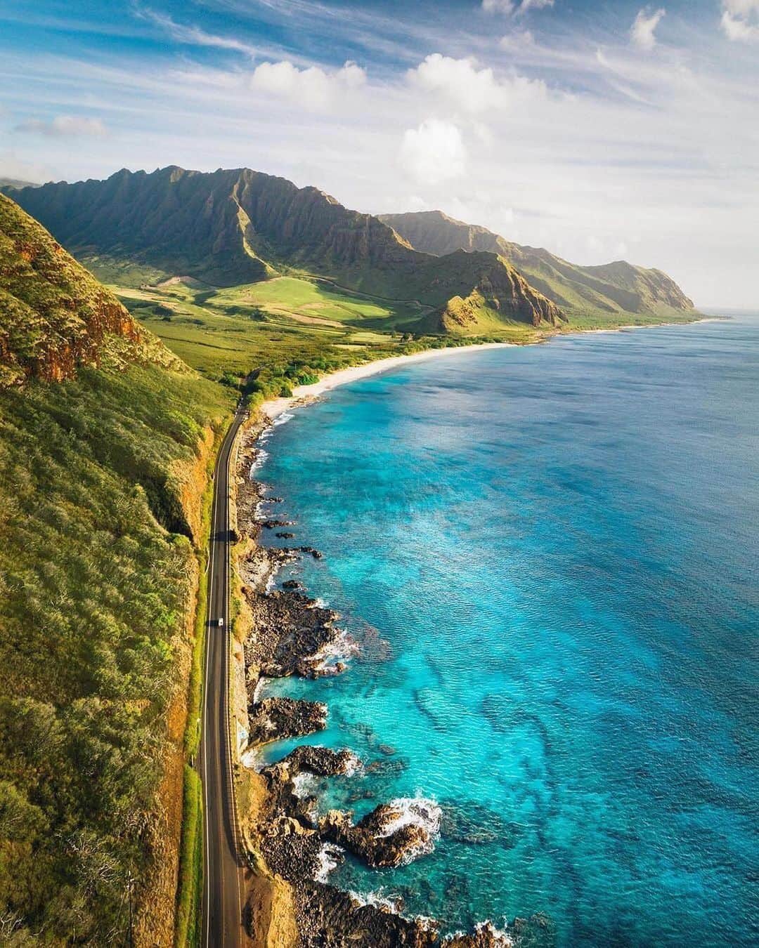 Canon Photographyさんのインスタグラム写真 - (Canon PhotographyInstagram)「Stunning Hawaii 🌺 Photography // @vincelimphoto Curated by @steffeneisenacher  #hawaii #aloha #oahu #jurassicpark #junglevibes」12月10日 6時44分 - cpcollectives