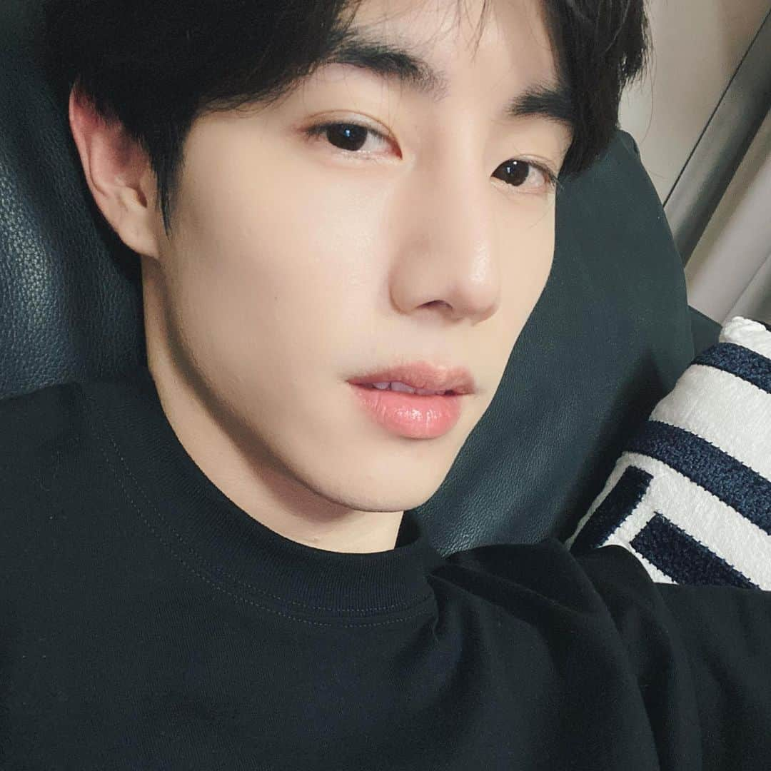 Mark さんのインスタグラム写真 - (Mark Instagram)「✌️」12月9日 22時08分 - marktuan