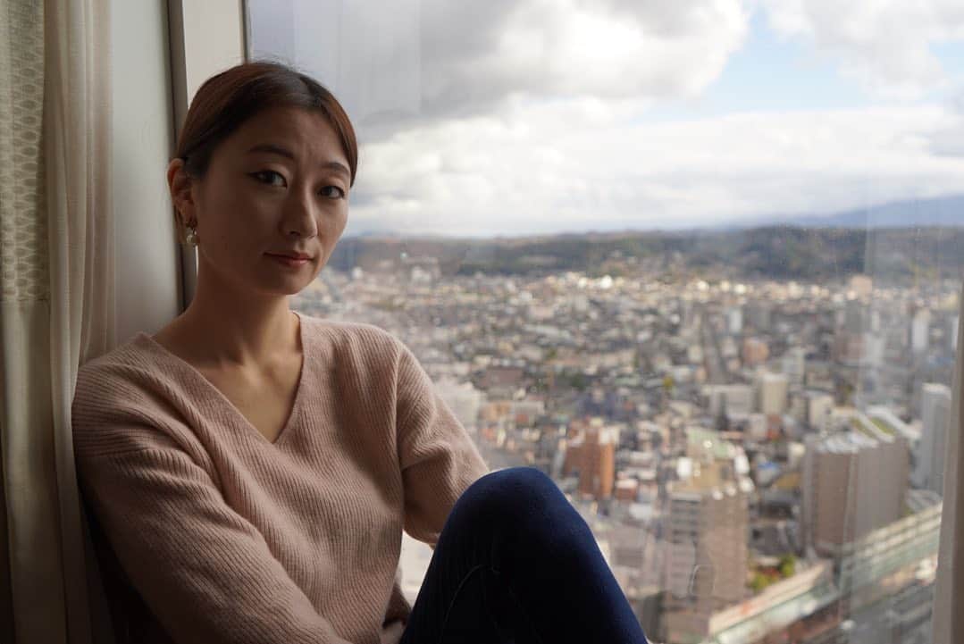 松村加南子のインスタグラム：「窓から見えた金沢の景色✨」
