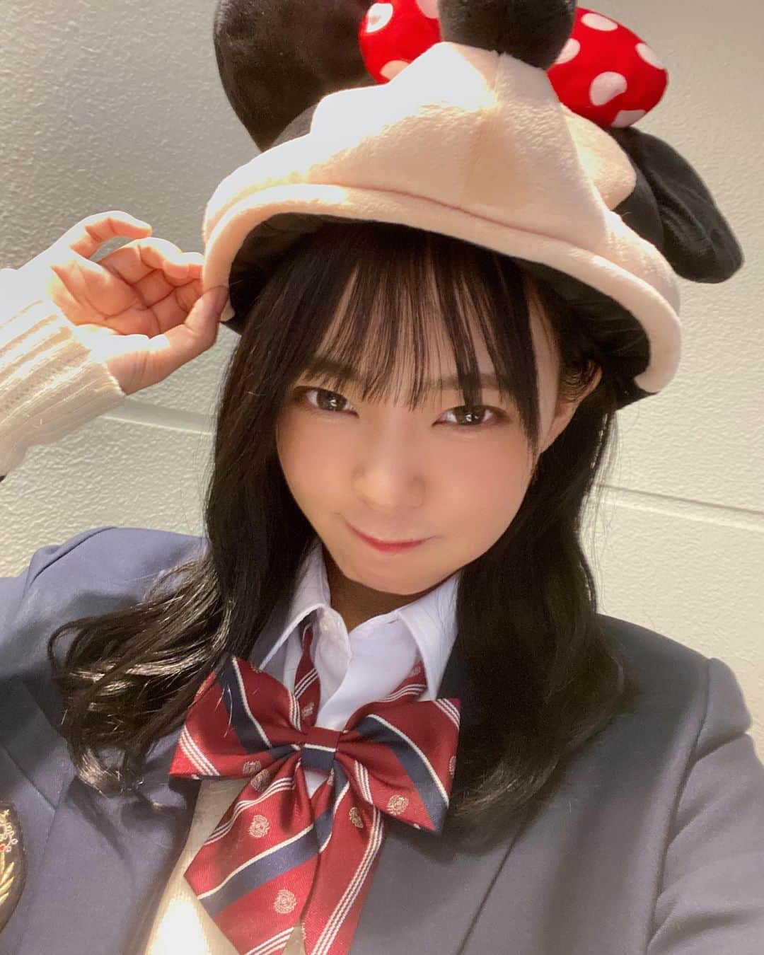 山田寿々のインスタグラム：「﻿ ﻿ ディズニー行ったら絶対食べる😋﻿ 楽しい美味しい👶🏻❤︎❤︎ ﻿ #リトルグリーンメン #リトルグリーンまん #disneyland #でぃずにーらんど」