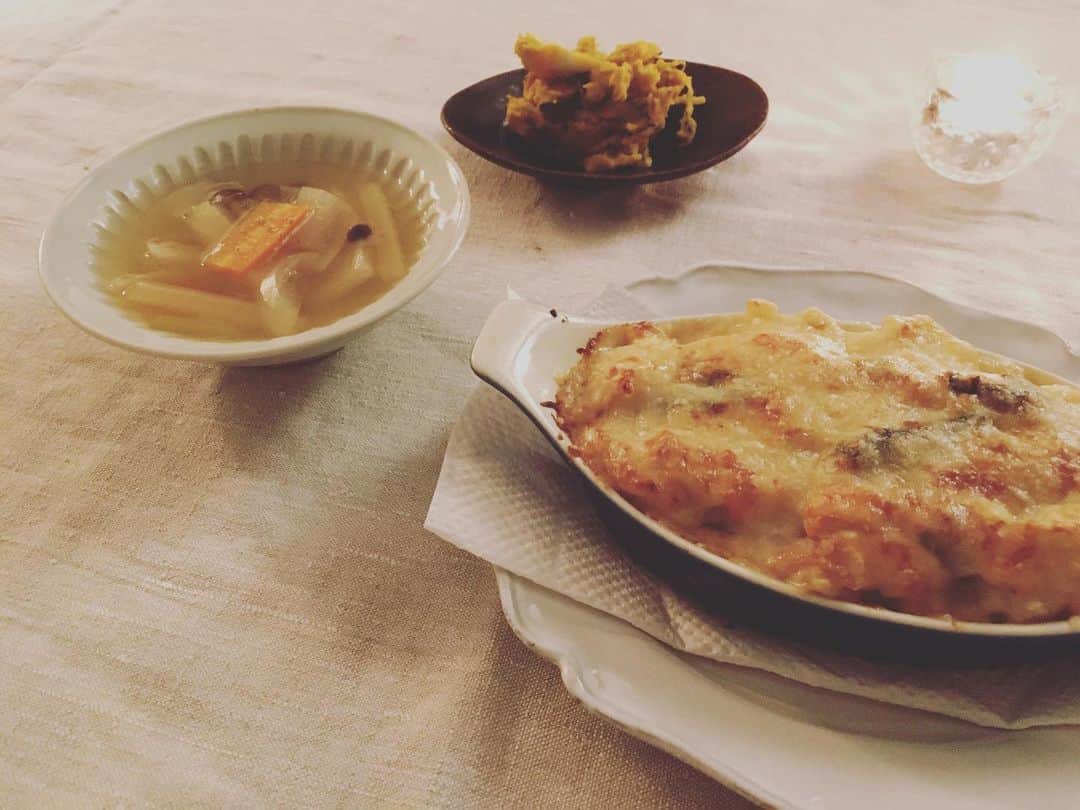 鶏肉、アスパラガス、ほうれん草のレモンローズマリーパスタのレシピ