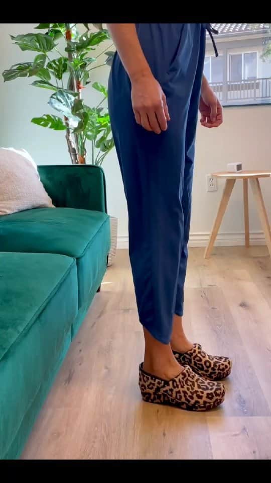 ダンスコのインスタグラム：「Get into the holiday spirit! Shop the Professional in leopard haircalf on our website now.」