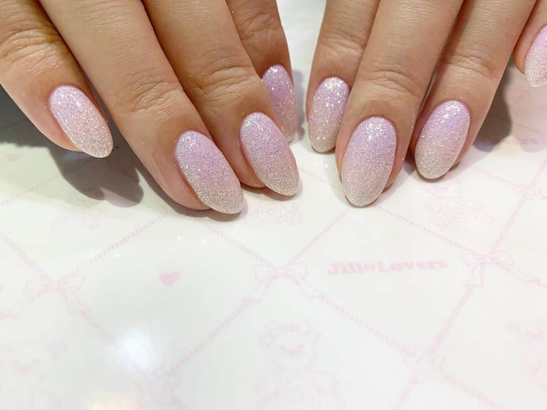mamijinguのインスタグラム：「美しいすぎたけど伝わらないシリーズ😂  #jillandlovers #nail #nailart #paragel #gelneil#gel #ネイル #ネイルアート #me #look #love #かわいい」