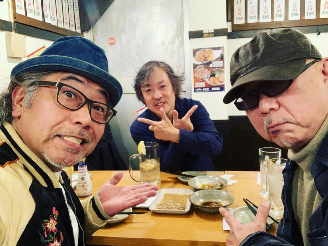 省吾さんのインスタグラム写真 - (省吾Instagram)「本日リハ日‼️ 久しぶりにこの3人でライブ‼️ おかげさまでリアルのチケットはソールドアウトですが今回はツイキャスのプレミアム配信もやります‼️ 是非配信でもお楽しみ下さい‼️  https://twitcasting.tv/c:nicolas55/shopcart/35833」12月9日 23時41分 - shogo_hinokuruma