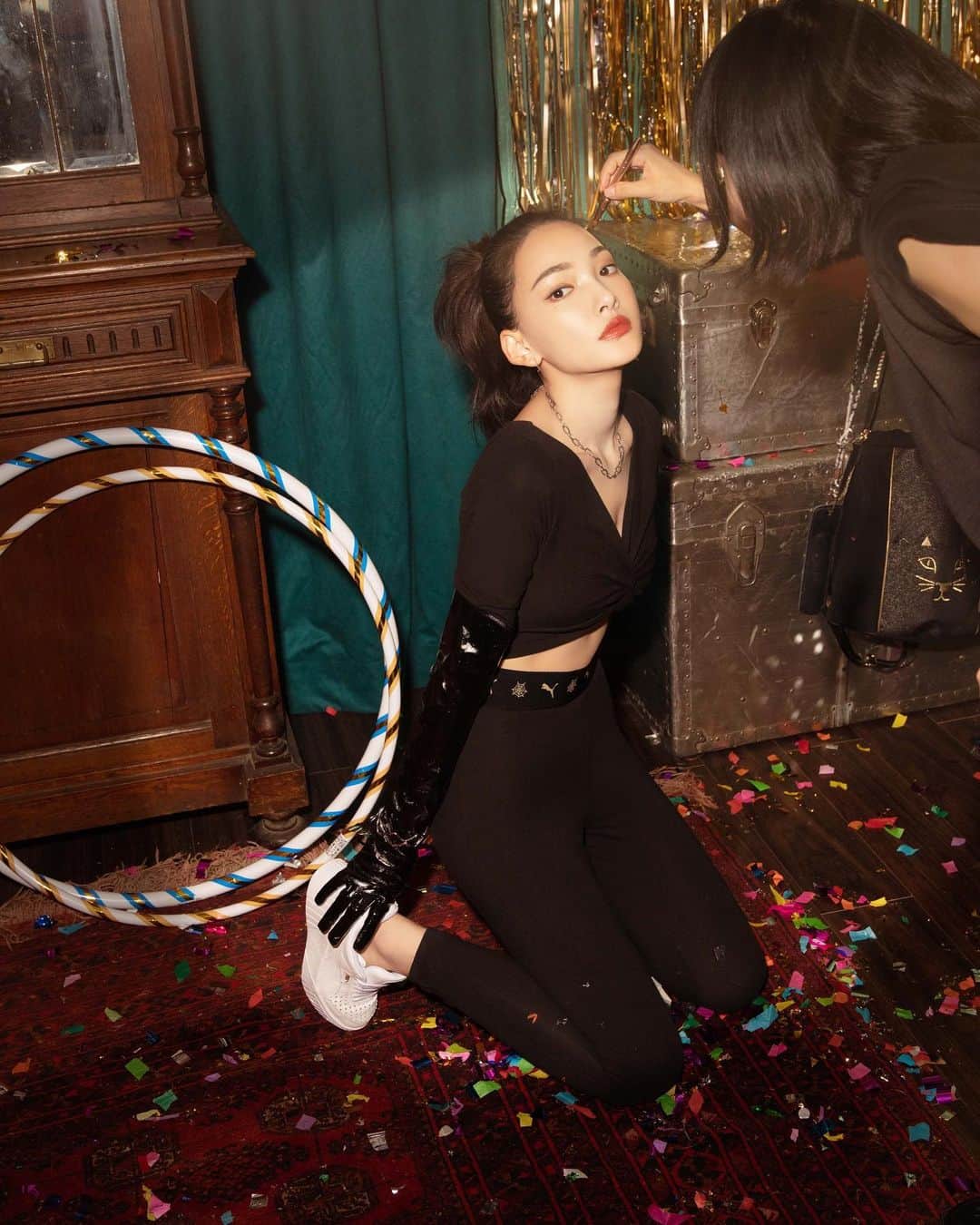 林映唯のインスタグラム：「@puma x @charlotteolympia  變身Party Queen 🥳」