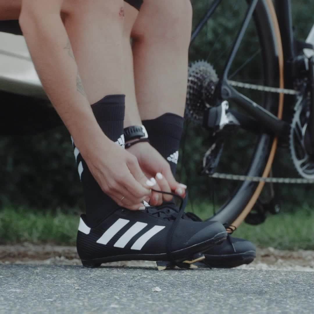 adidas Womenのインスタグラム：「Waking up at unspeakable hours for a morning ride, the tan lines, the cracked lips, the entitled drivers, the pain, the joy. Sometimes we wonder why we do it, but then the euphoria hits and we remember - cyclists are different.  The Road Shoe: Built to perform with a supportive fit for pedaling and made with a three-bolt cleat, compatible for use with most road pedal systems.   The Short Sleeve Cycling Jersey: A body hugging fit that’s perfect for long or short rides. It has three rear pockets for snacks and essentials, and a small zip pocket on the side to hold a key.  Now available on adidas.com and in the adidas App.  #adidasCycling #adidasWomen」