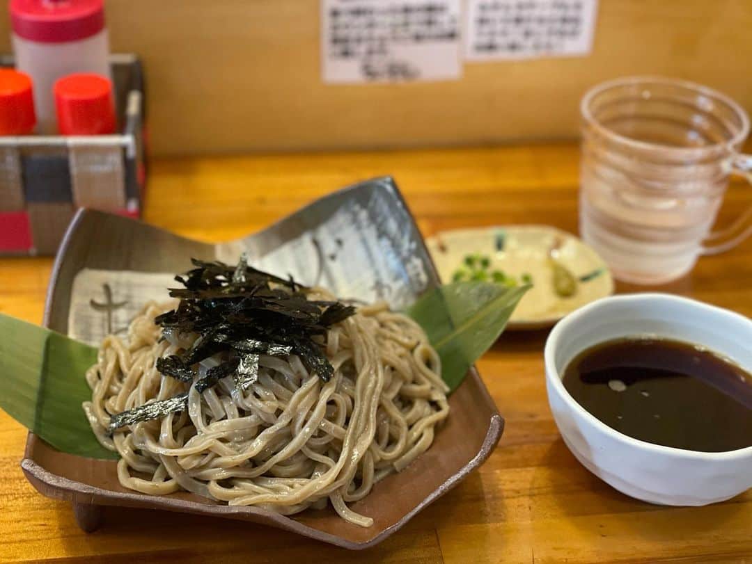 SONOMIさんのインスタグラム写真 - (SONOMIInstagram)「ちょーでーぐぁ @chodegwa_naha   沖縄そばのお店であえての 『もずく麺すば』と『ジューシー』を食べましたよ〜♪ 美味しかったぁ❣️ ご馳走さまでした🙇🏻‍♀️」12月10日 0時31分 - song_chang