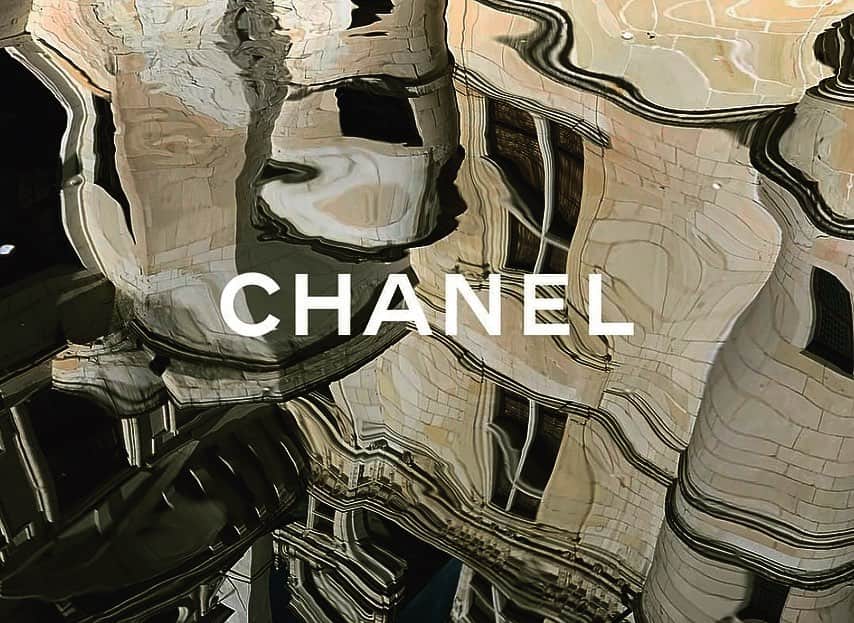 G-DRAGONのインスタグラム：「#광고 @chanelofficial #CHANELMetiersdArt」