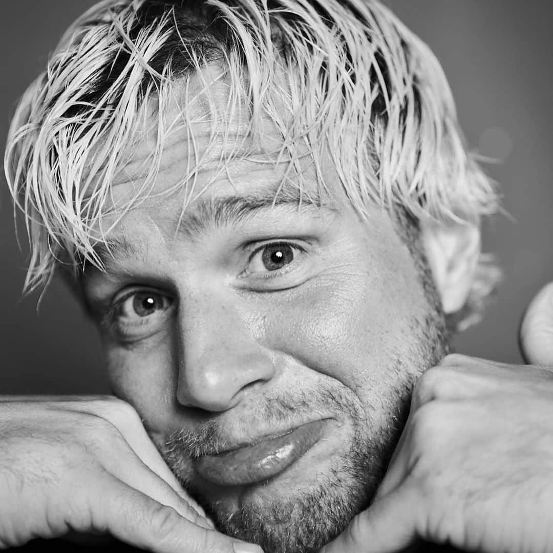 のインスタグラム：「Outtakes from my 2021 Calendar 👌🏻🤪 I think they should have made it... 🤷🏻‍♂️😉 . . . @markhaymanphoto 📸」