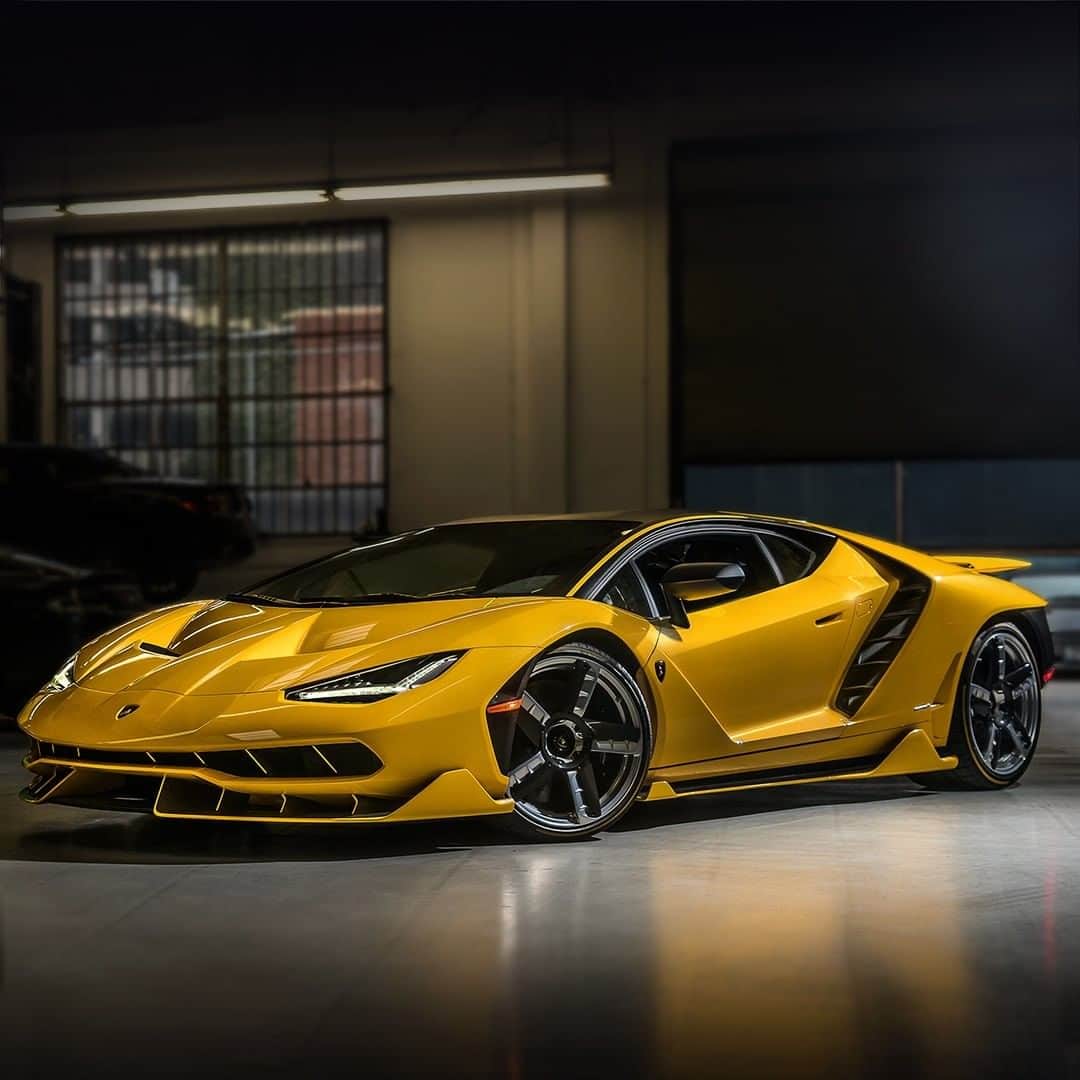 ランボルギーニのインスタグラム：「Aesthetics in its most sublime form, power at its highest expression.  In one word: Centenario.  Our one-off that anticipates the future.  #Lamborghini #Centenario」