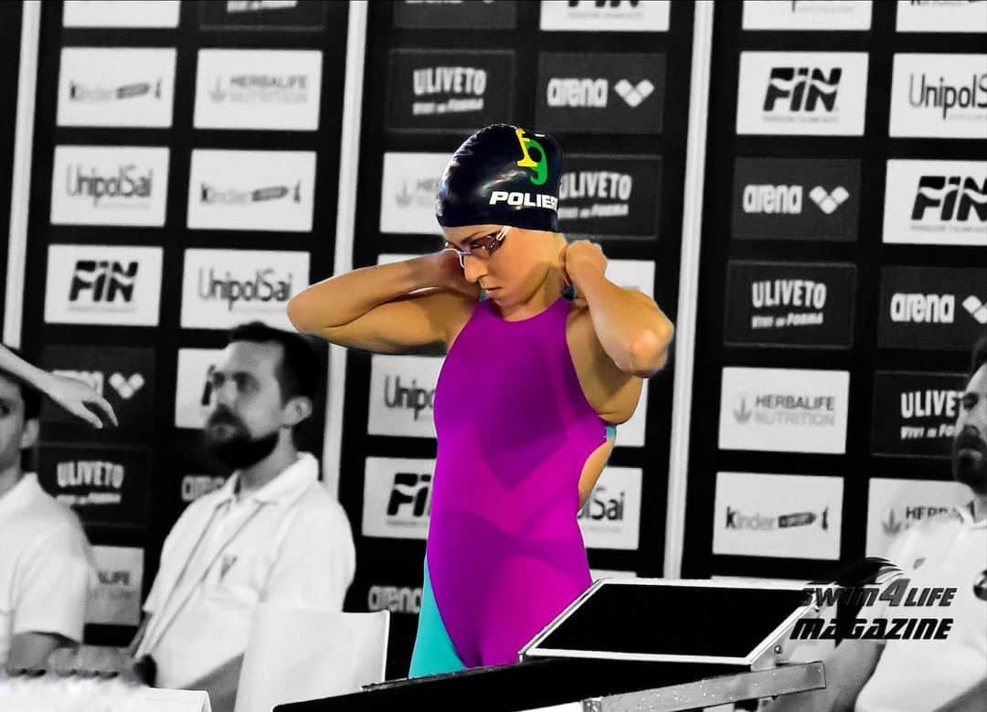 アレッシア・ポリエリのインスタグラム：「💜 . . .  #GlowAgain #MadeForFast #MadeForThis #Swimming #Competition #SeriousAboutSwimming #SpeedoItalia #Speedo @Speedo @SpeedoItalia」