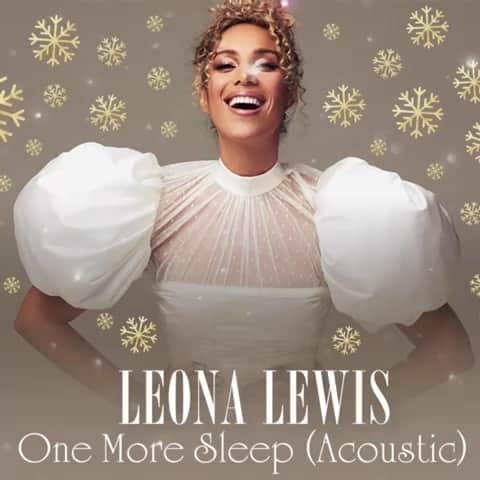 レオナ・ルイスのインスタグラム：「I loved recording this stripped back version of ‘One More Sleep’ a couple years ago ✨it really exposes the heart of the song and you can finally listen to it on all streaming platforms! Link in bio 💋🎁✨」