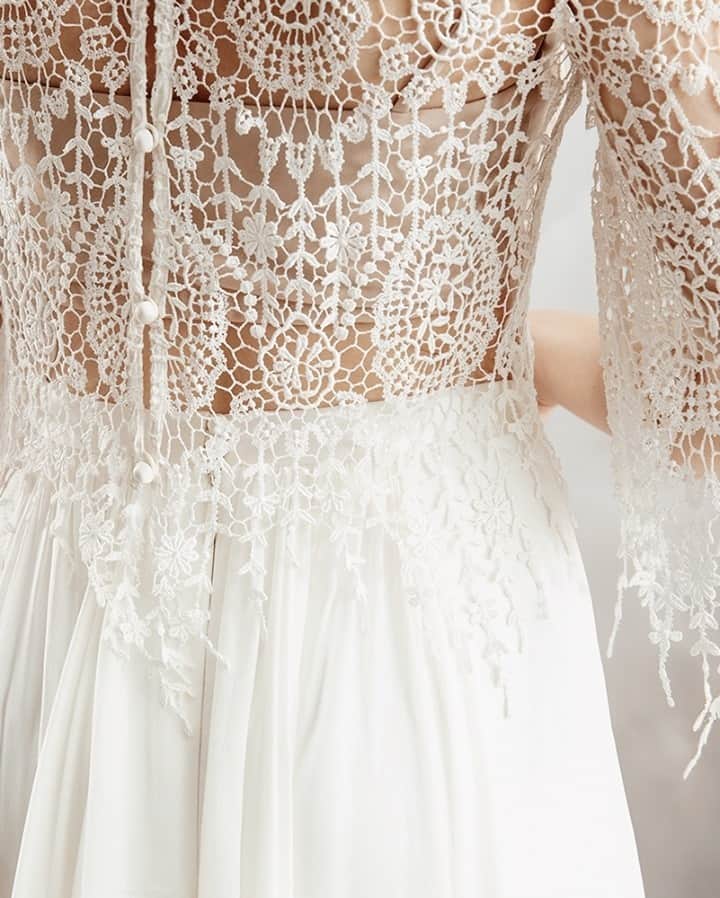 のインスタグラム：「It’s All In The Details • Jaren Top  Add a relaxed and bohemian touch to your wedding outfit with the delicate crocheted style Jaren top. Playful fringe falls from the sleeves and hem for a free spirited and youthful look, whilst the intricate pattern adds a soft and feminine touch. Add the Jaren top to a simple gown for a romantic and effortless look or pair with our modern bridal separates for a fresh and contemporary style.✨  #weddingdress #weddingdressinspiration #weddinggown #weddinggowndesigner #bridalcouture #CDbride #cdloves #catherinedeanebride #catherinedeane #celebration #vintage #daydreammuse #boho #romantic #wedding」