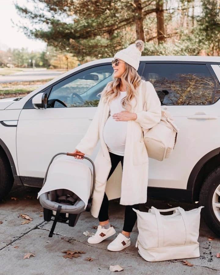 nunaさんのインスタグラム写真 - (nunaInstagram)「What are some things you wish you did before your baby came or that you want to do before your baby arrives? 👇👇👇  📸: @bitssofbri thank you for sharing! 💕  #nuna #carseats #carseat #carseatbaby #pipalitelx #preparingforbaby #hospitalready #coolmom #coolmoms#parentinghacks #parenting#motherhood #momfashion#momfashionista #momsofinstagram#mommyandme #momstyle #momstrong」12月10日 5時00分 - nuna_usa