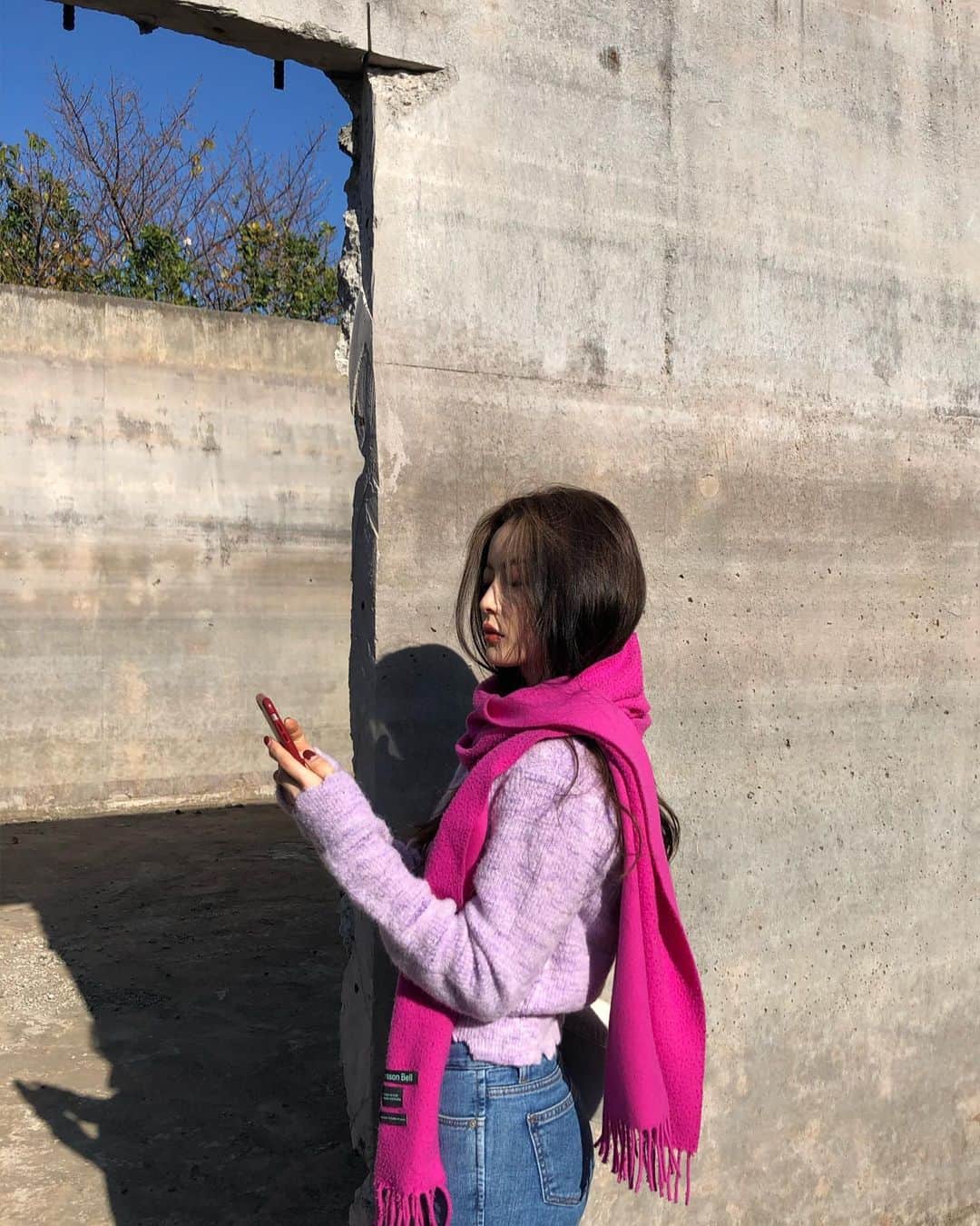 イム・ボラさんのインスタグラム写真 - (イム・ボラInstagram)「#광고 보라가 연보라🌸  #우신사#앤더슨벨포우먼#앤더슨벨 #오늘아니에요#촬영중 우신사로부터 광고비를 지급받아 작성하였습니다.」12月10日 15時15分 - 3.48kg