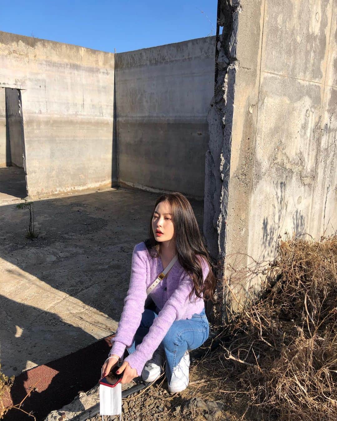 イム・ボラさんのインスタグラム写真 - (イム・ボラInstagram)「#광고 보라가 연보라🌸  #우신사#앤더슨벨포우먼#앤더슨벨 #오늘아니에요#촬영중 우신사로부터 광고비를 지급받아 작성하였습니다.」12月10日 15時15分 - 3.48kg
