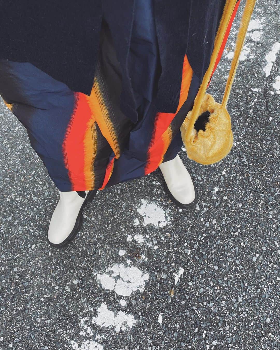 ジュジュのインスタグラム：「カラフル🤍 . . #hrkフク」