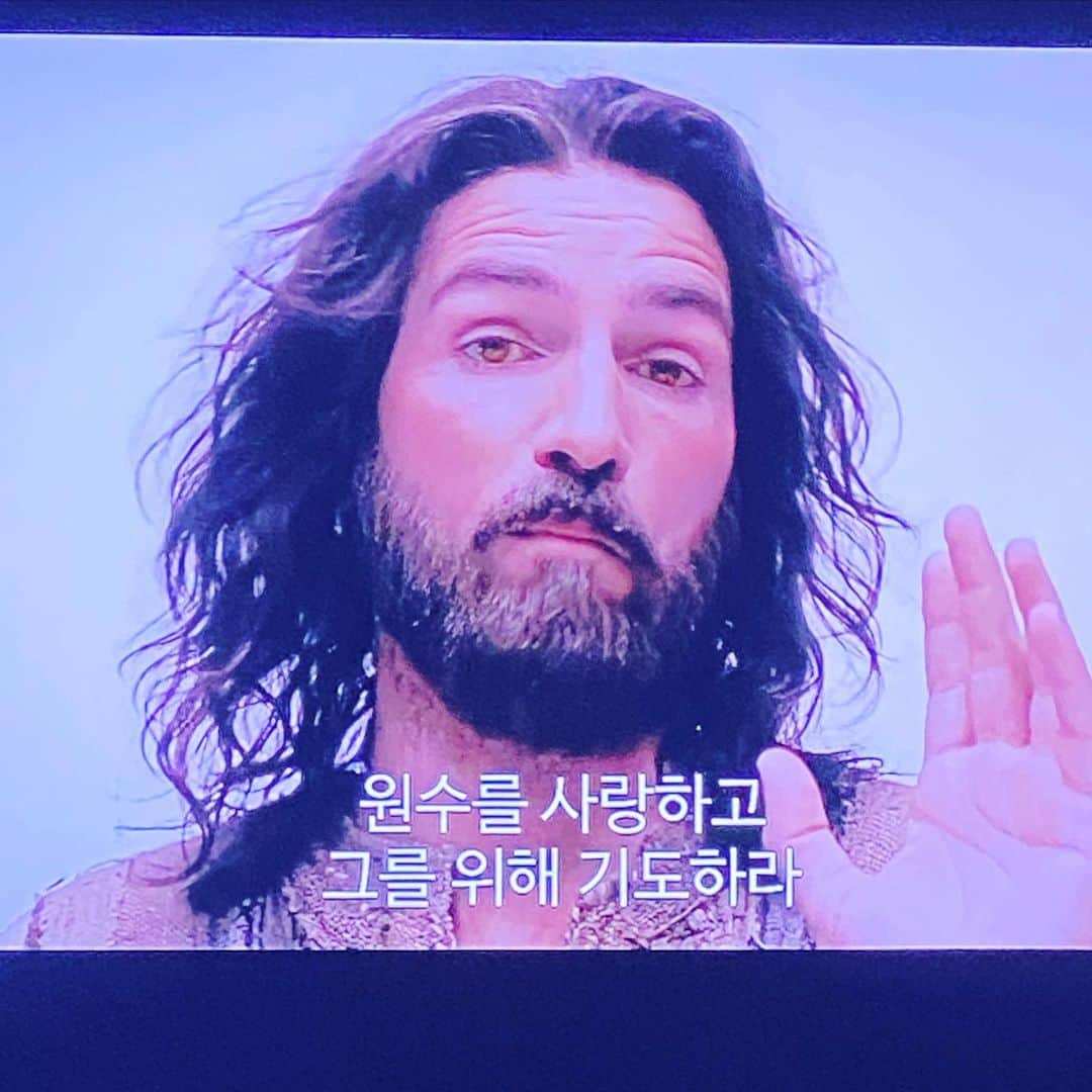 JU-NE（ク・ジュンフェ）のインスタグラム：「#패션오브크라이스트 thank you jesus」