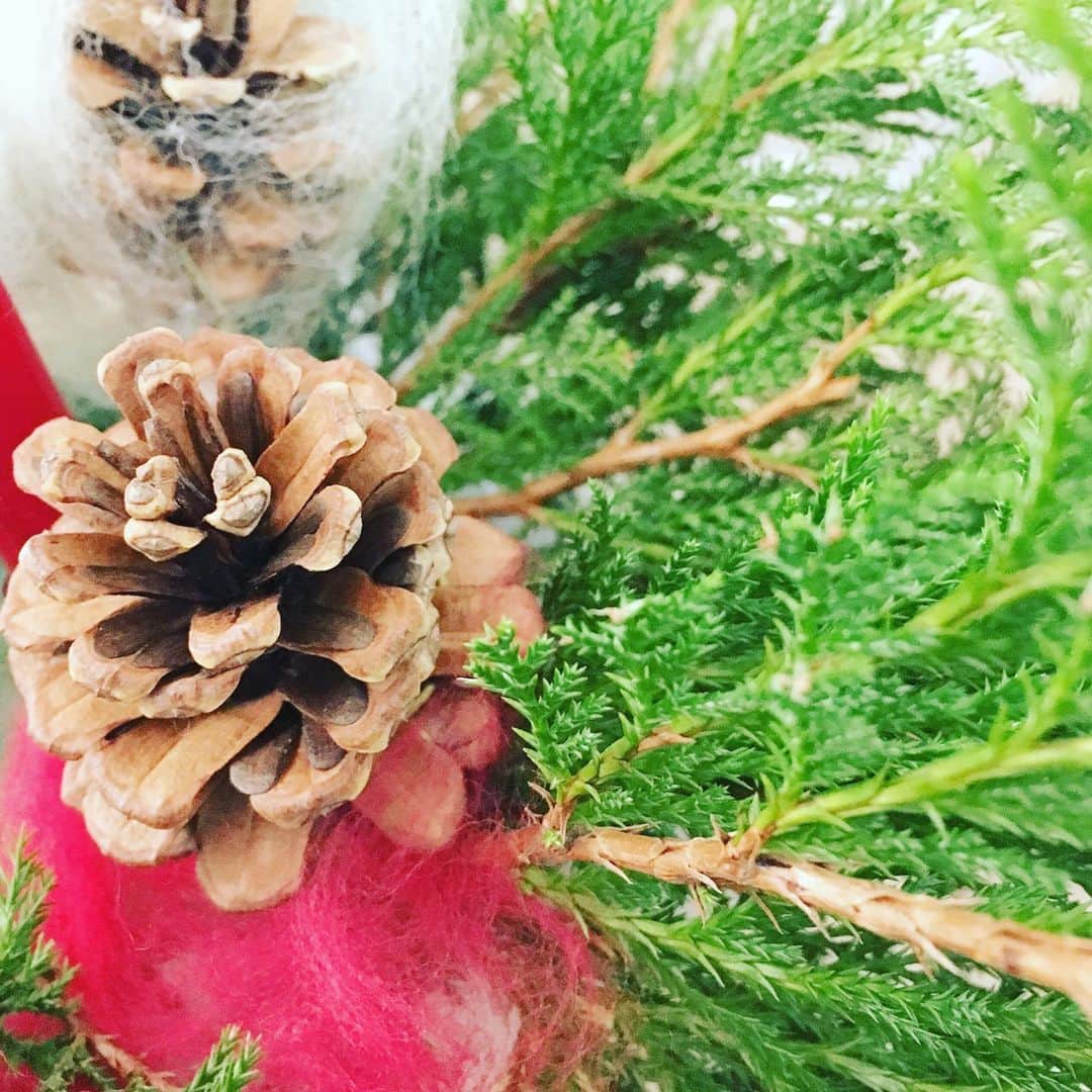 平野由実さんのインスタグラム写真 - (平野由実Instagram)「息子の作品 これがあると、一気にクリスマスな雰囲気 #christmas #🎄」12月10日 8時39分 - yumi_hiranoo