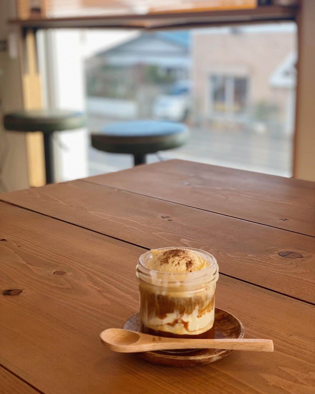 Eri Koyamaのインスタグラム：「. ☕️💭 . #cafe #cafestagram」