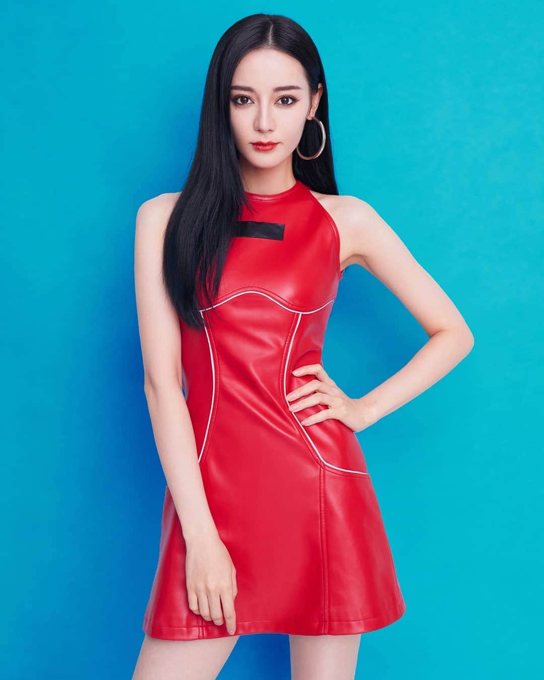 ディルラバ・ディルムラット（Dilraba Dilmurat）のインスタグラム：「#迪丽热巴 #热巴 #胖迪 #小迪 #dilirebadilmurat #dilireba #dilraba #dilrabadilmurat」