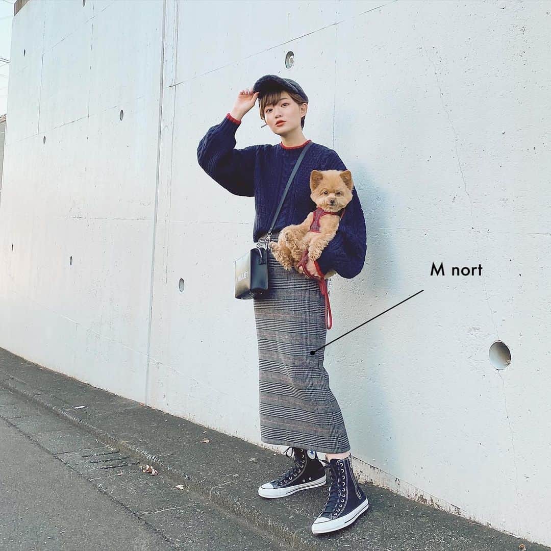 yukichi_yukiさんのインスタグラム写真 - (yukichi_yukiInstagram)「お散歩ルック🥰🥰  @m_nort.official の新作で合わせたら、おしゃれな蘭丸お散歩ルックになった💕  2枚目蘭丸だいぶ顔渋いからみてね。  skirt, knit: @m_nort.official #mnort #のーと女子  #ゆきちゆき #ゆきちふく」12月10日 10時51分 - yukichi_yuki