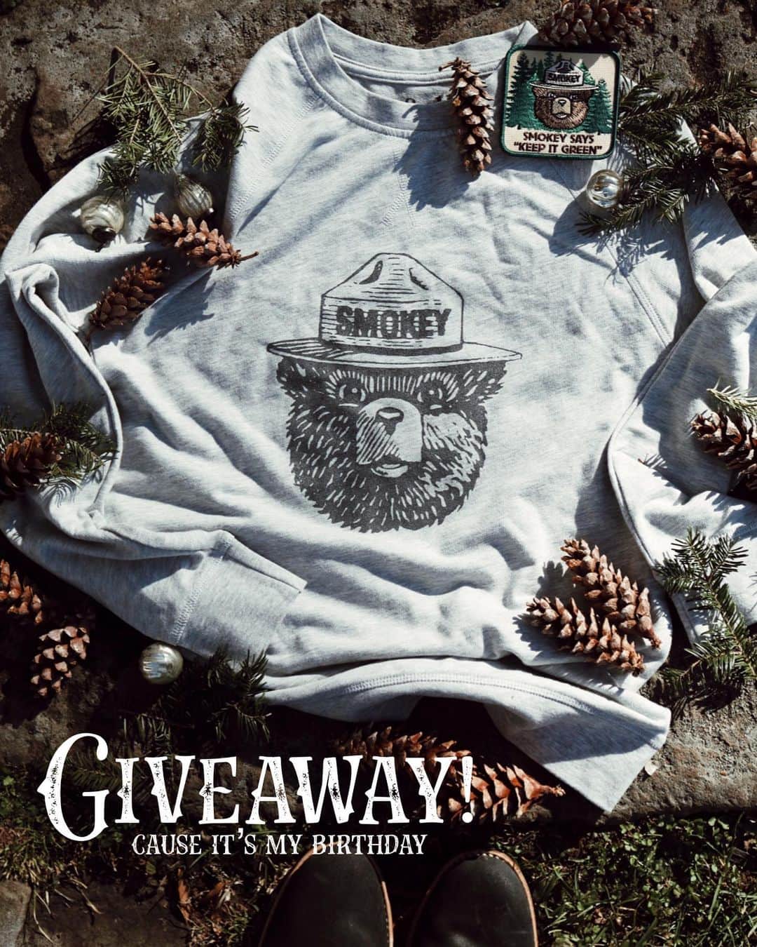 FOLKのインスタグラム：「GIVEAWAY! Today is my birthday and I want to do some giveaways! This one is for one of our signature Smokey sweatshirts. To enter simply tag a friend in the comment. The winner will win one for each of you! You can enter as many times as you’d like! We’ll announce a winner Thursday night!」
