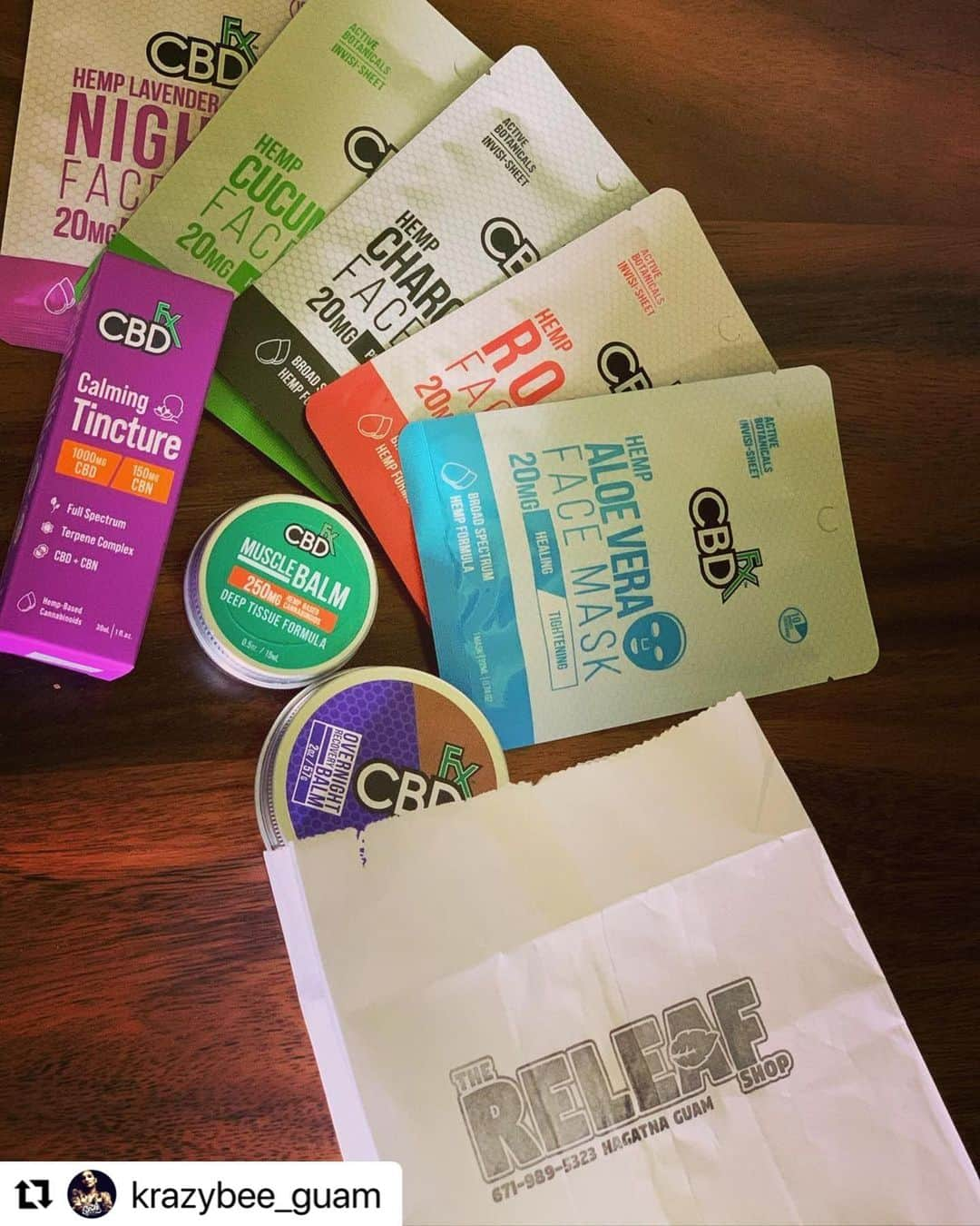 山本美憂さんのインスタグラム写真 - (山本美憂Instagram)「Goodies from @thereleafshopguam ‼️# Thank you for supporting my training camp ! #TheRaefshop #CBD #RIZIN #NYE #Igotthis #strapseason」12月10日 12時40分 - miyuu_krazybeeee