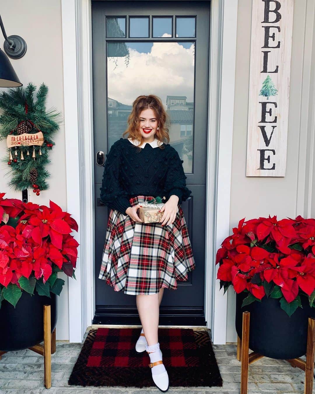ブリー・キッシュのインスタグラム：「🎁✨」