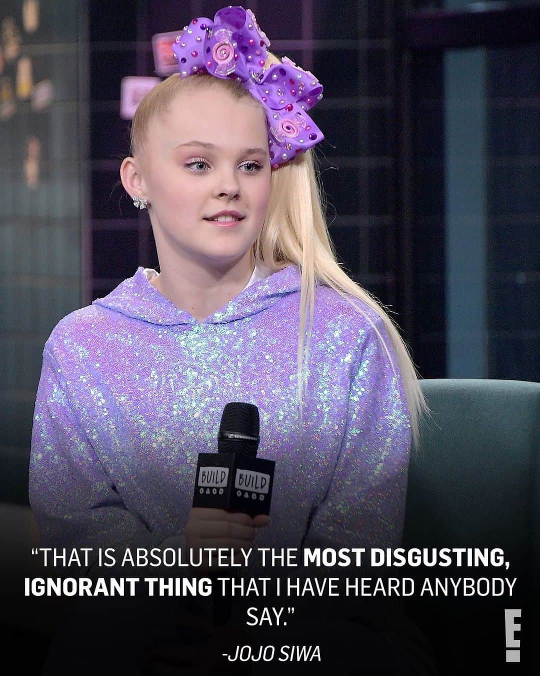 E! Onlineさんのインスタグラム写真 - (E! OnlineInstagram)「JoJo Siwa is calling out former #DanceMoms star Christi Lukasiak over comments made about another castmate. Link in bio for Christi's response. (📷: Getty)」12月10日 13時10分 - enews