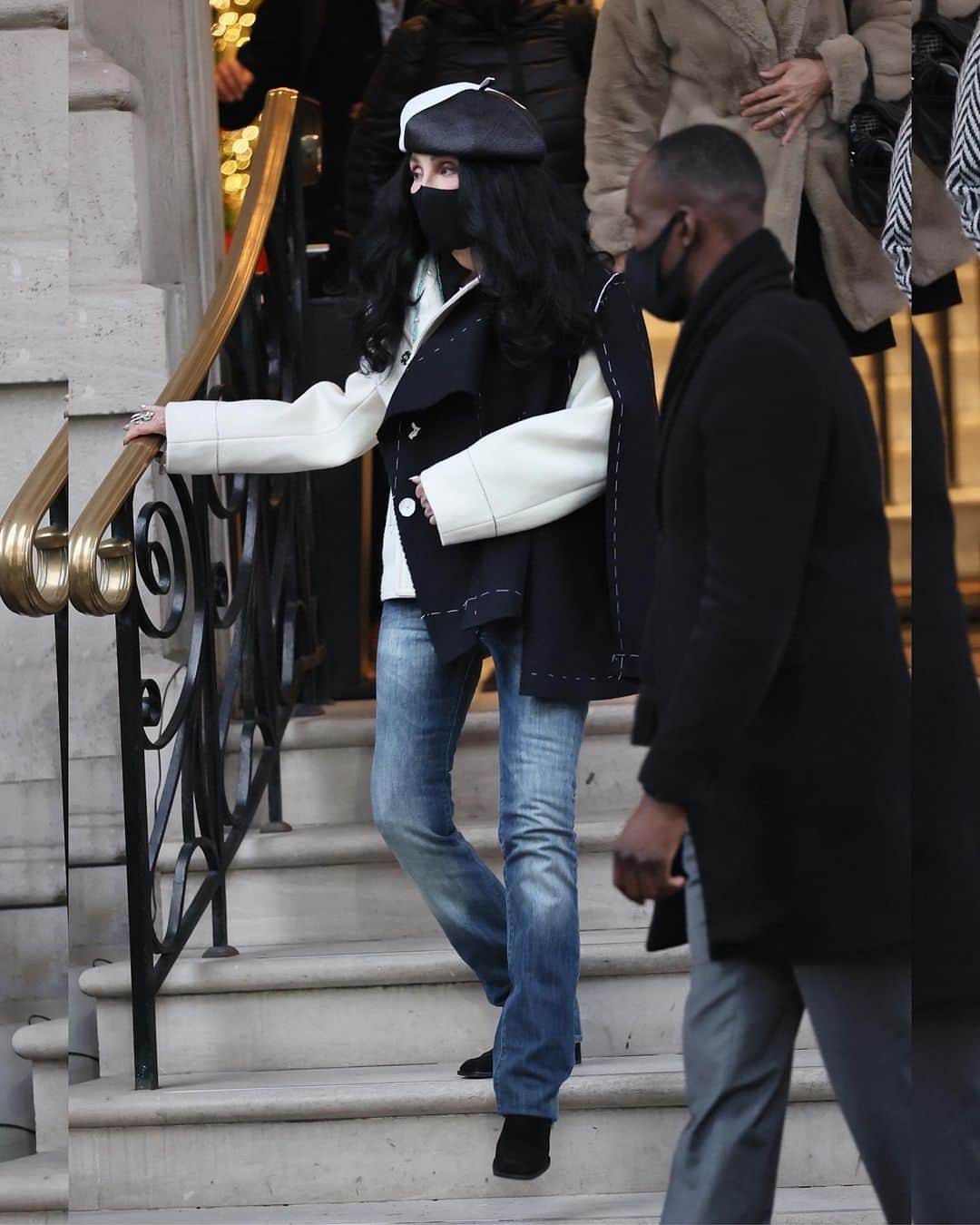 Just Jaredさんのインスタグラム写真 - (Just JaredInstagram)「Cher matches her beret to her black and white coat while heading to an interview in London #Cher Photos: Backgrid」12月10日 13時50分 - justjared