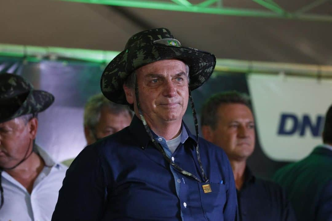 ジルマ・ルセフさんのインスタグラム写真 - (ジルマ・ルセフInstagram)「Em Barra do Ribeiro (RS), o Presidente Jair Bolsonaro participou da visita alusiva à liberação de 27km de trecho duplicado da BR-116. Fotos: Alan Santos/PR」12月11日 1時11分 - presidenciadobrasil