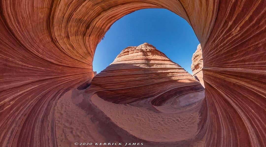 Ricoh Imagingさんのインスタグラム写真 - (Ricoh ImagingInstagram)「Posted @withregram • @kerrickjames5 360 degree screen shot of the famous Wave, Coyote Buttes North, Arizona. Shot with Ricoh Theta Z1. @theta360official @ricohthetaz1 ricohimages」12月11日 1時43分 - ricohpentax