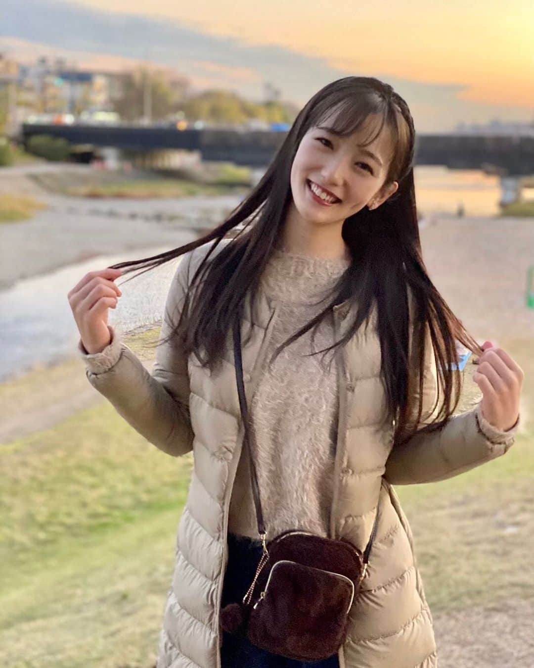 野口真未のインスタグラム：「・ ・ 鴨川でお散歩🚶‍♀️♡ ・ ・」