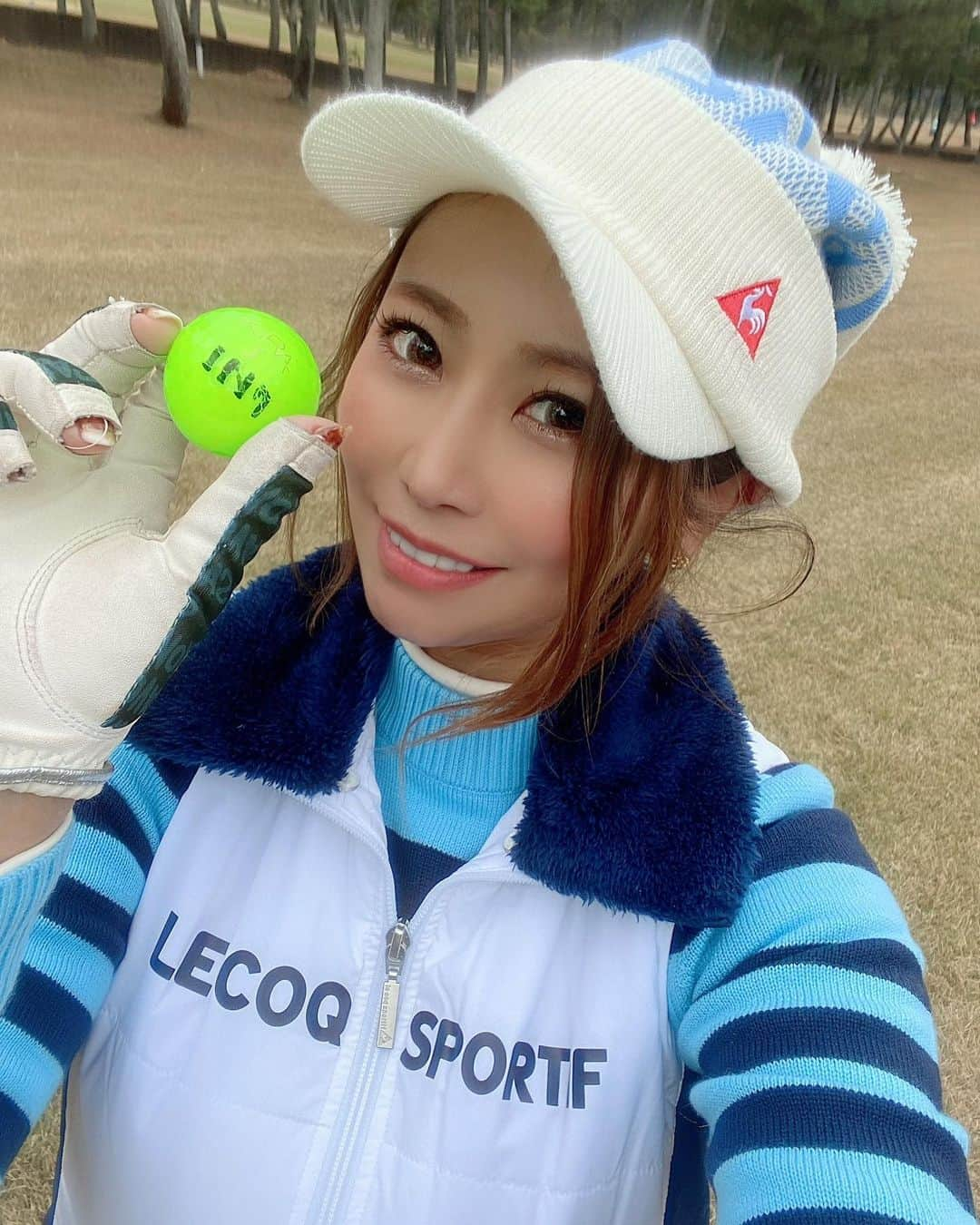 渡瀬茜さんのインスタグラム写真 - (渡瀬茜Instagram)「昨日はGTB CUP2020最終戦でした⛳️✨ ご参加いただきました皆様ありがとございました😊💖 そして今年1年ゴルフトゥデイ、GTバーディーズ、バーディーズカップに関わっていただいた皆様ありがとございました☺️💖  本当に皆様に愛されて支えられているバーディーズだなって心から感謝です🥺💖  今年でGTバーディーズ卒業のしーの😭 最近は毎月一緒にゴルフに行く仲良しさんなのでバーディーズ卒業するの本当に寂しい😭 けど、目標にむかってステップアップのための卒業なのでと思ったけど、最後の表彰式でしーののコメントとか、すごく心の綺麗な良い子だなって2回ももらい泣きしてしまった😭  しーちゃん目標に向かって頑張れ！！ 変わらずゴルフ行こうね😆大好き💖　  #ゴルフ#GTバーディーズ#バーディーズカップ#gtbcup#ゴルフトゥディ#ゴルフ女子#kira#lecoqsportif #kasuco #ゴルフ女子軍団#1年間ありがとうございました」12月10日 17時37分 - wataseakane1