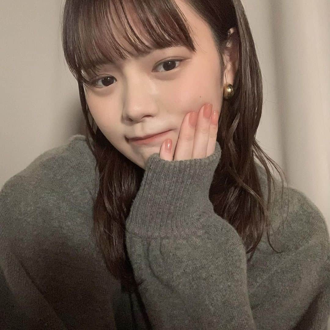 木村なつみのインスタグラム：「私が期間限定で編集長を務めさせていただくfreeplusのアカウント、フォローしてくれましたか~？☺︎  freeplusは低刺激設計のブランドですっ 商品のおすすめポイント、実際に使ってみた感覚、おすすめの使い方とか、リアルな声を発信していくよ~  お肌が乾燥しがちな季節ですがみんなにはもちもち肌でいてほしいので、 是非フォローしてね  #フリープラス #freeplus #pr @freeplus_jp」