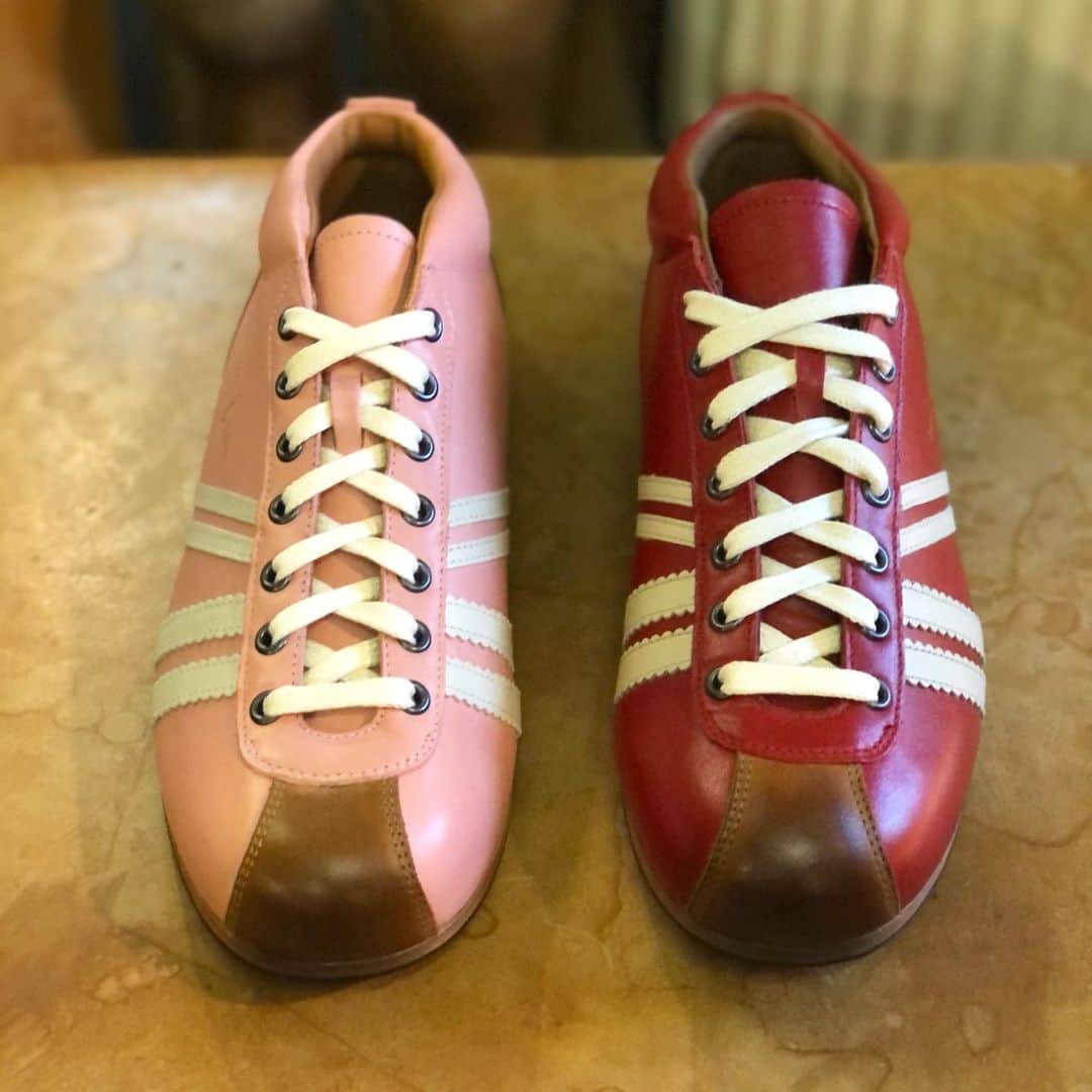 ツェハさんのインスタグラム写真 - (ツェハInstagram)「New in Store & online Shop !!! Carl Hässner LIGA New Collection AW 20/21 Jetzt auch für Kinder ! #zehaberlin #zeha #kindershuhe #sneakeraddict #sneakers #derby #heritage #fussball #kindermode #vintagesportswear #soccer #pinkshoes #fussbalschuhe #sport #vintagesport #luxurysneakers #sport #berlin #pictureoftheday #oldgermanbrand #berlinstyle #shoes #scarpe #calzature #luxurysneakers #kidsfootwear #footwear #kidsfashion #footwear」12月10日 18時19分 - zehaberlin