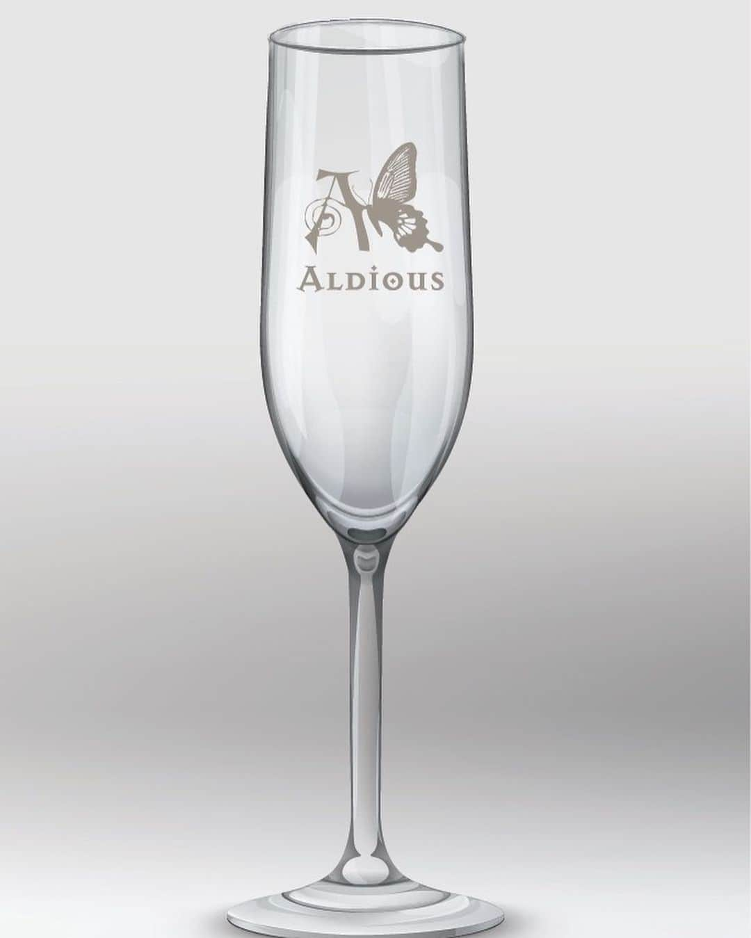 Marinaさんのインスタグラム写真 - (MarinaInstagram)「Aldious 12th Anniversary Memorial Wine＆Wine Glasses.  Last chance to buy the wine!! Only 90 bottles available. You can buy the wine from Dec 11th 3PM(Japan time)🥂  ---------------  Nous avons reçu un grand nombre de demandes par partout dans le monde entier pour la bouteille du vin "Jouer de Aldious¨ édition limitée pour les 12e anniversaire d’Aldious.   Grace au Château Jun (Katsunuma Japon), nous sommes maintenant en mesure de reproduire 90 bouteilles supplémentaires. Le vendredi 11 décembre à partir du 15h (UTC +9) . Ne le manquez pas !  https://bit.ly/37xibpp  ---------------  有難い事に予約完売したAldious結成12周年記念オリジナルワインが、90本限定で追加される事が決定しました✨もし前回買えなかった！って方がいましたら、この機会に是非是非getしてください✨  12/11(金)15時～再販スタートです！  ▶︎ https://www.junonline.jp/chateau-jun/product/food/wine/EID10120  For Overseas Customers https://www.worldshopping.global/en/help/  #Aldious #wine」12月10日 18時34分 - aldiousmarina