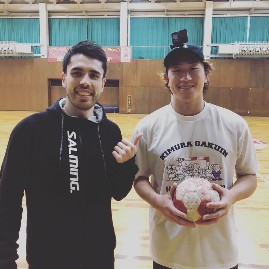 元木博紀のインスタグラム：「今日はある番組の収録でしたー😬 皆さんお楽しみに〜❗️  #大崎電気  #ハンドボール #収録」