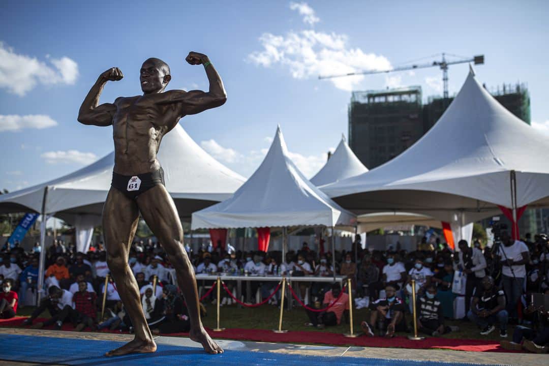 AFP通信さんのインスタグラム写真 - (AFP通信Instagram)「AFP Photo 📷 @patrick.meinhardt - The Iron Fit Bodybuilding competition in Nairobi -⁣ .⁣ 130 participants from all across East Africa took part in the second edition of this competition which included categories like Bikini, Figure, Physique and Bodybuilding.⁣ .⁣ #Bodybuilding」12月10日 18時42分 - afpphoto