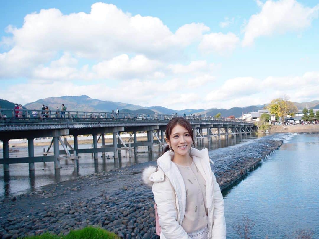 石川彩夏さんのインスタグラム写真 - (石川彩夏Instagram)「‪\( ˊ꒳​ˋ )/♡‬ みんな、コメントありがとうっ☺️ * #嵐山 #渡月橋 #arashiyama #時差投稿」12月10日 18時57分 - ayaka0711zi