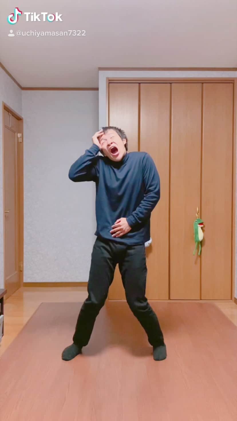 のインスタグラム：「笑う内山さんは良い男♂✨  I laugh🤣❗️   #内山さん #別の感覚器官 #TikTok #fyp」