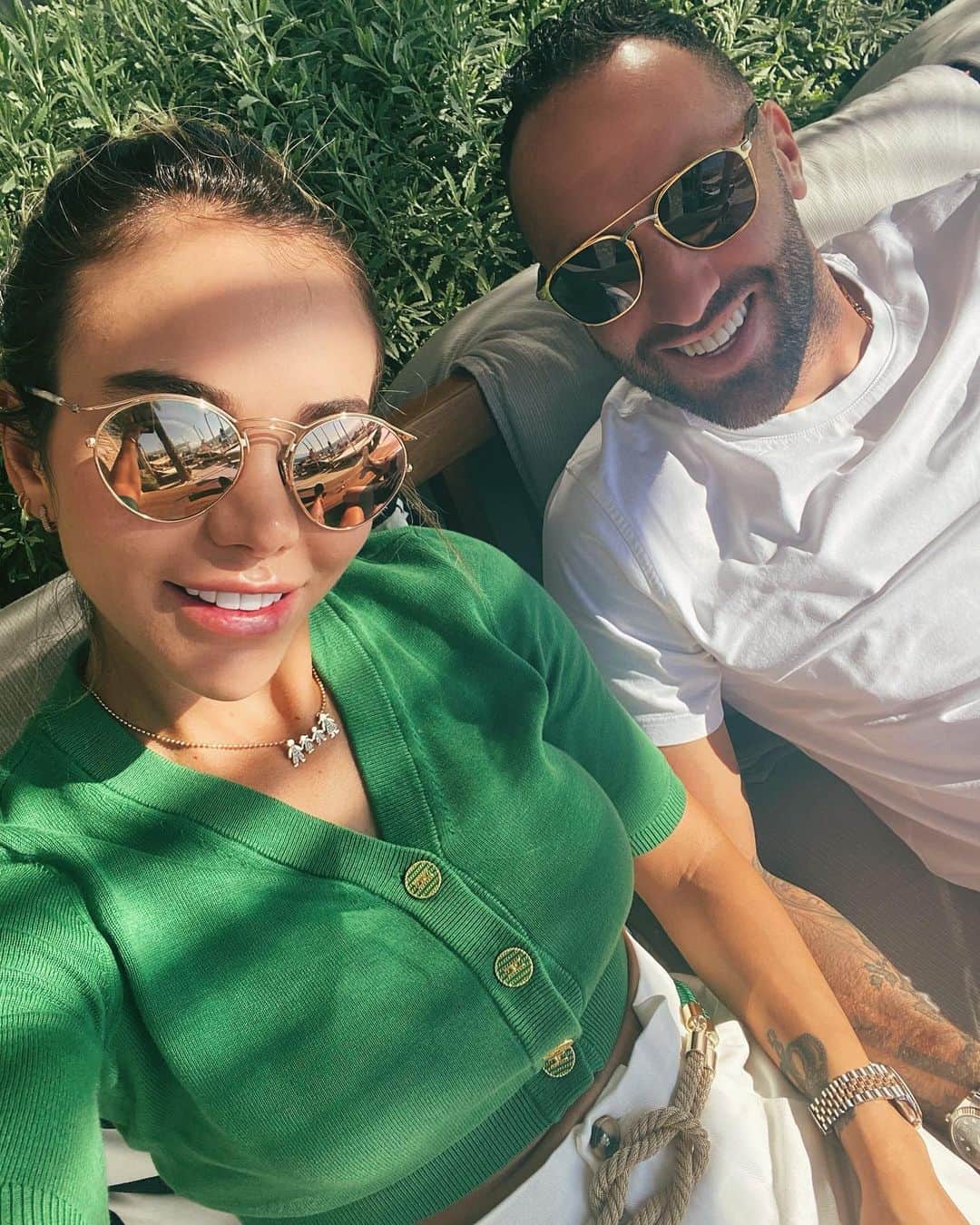 ジェシカ・スターリングのインスタグラム：「Con ganas de todo!!🍀💚 @d_ospina1 me invitas de nuevo??? 🔙」