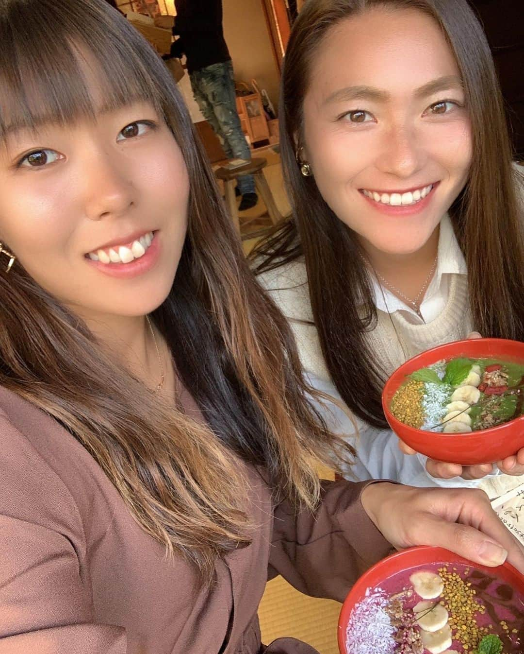 永井葉月さんのインスタグラム写真 - (永井葉月Instagram)「. . 💐Hareto-keto🌿in shiga🏯 お店に入った時からなにか違う雰囲気 スイーツから伝わってくる優しさ 本当に美味しいし可愛かった☺️ ローケーキ食べたかったけどなくて、、、 次こそはリベンジしたいな🍰✨ ごちそうさまでした☺️ @haretoketo  . . きみかが私の誕生日に連れて行ってくれたよ✨ 色んなところ行けたし楽しかったね😉 連れてってくれてありがとう🙏💗 @kimiii0126  . . #ハレトケト #haretoketo #ローケーキ  #スムージーボール #滋賀カフェ  #彦根カフェ #ヴィーガンカフェ  #はづ旅グラム #ありがとう #時差グラム」12月10日 20時08分 - hazuki815hazuki