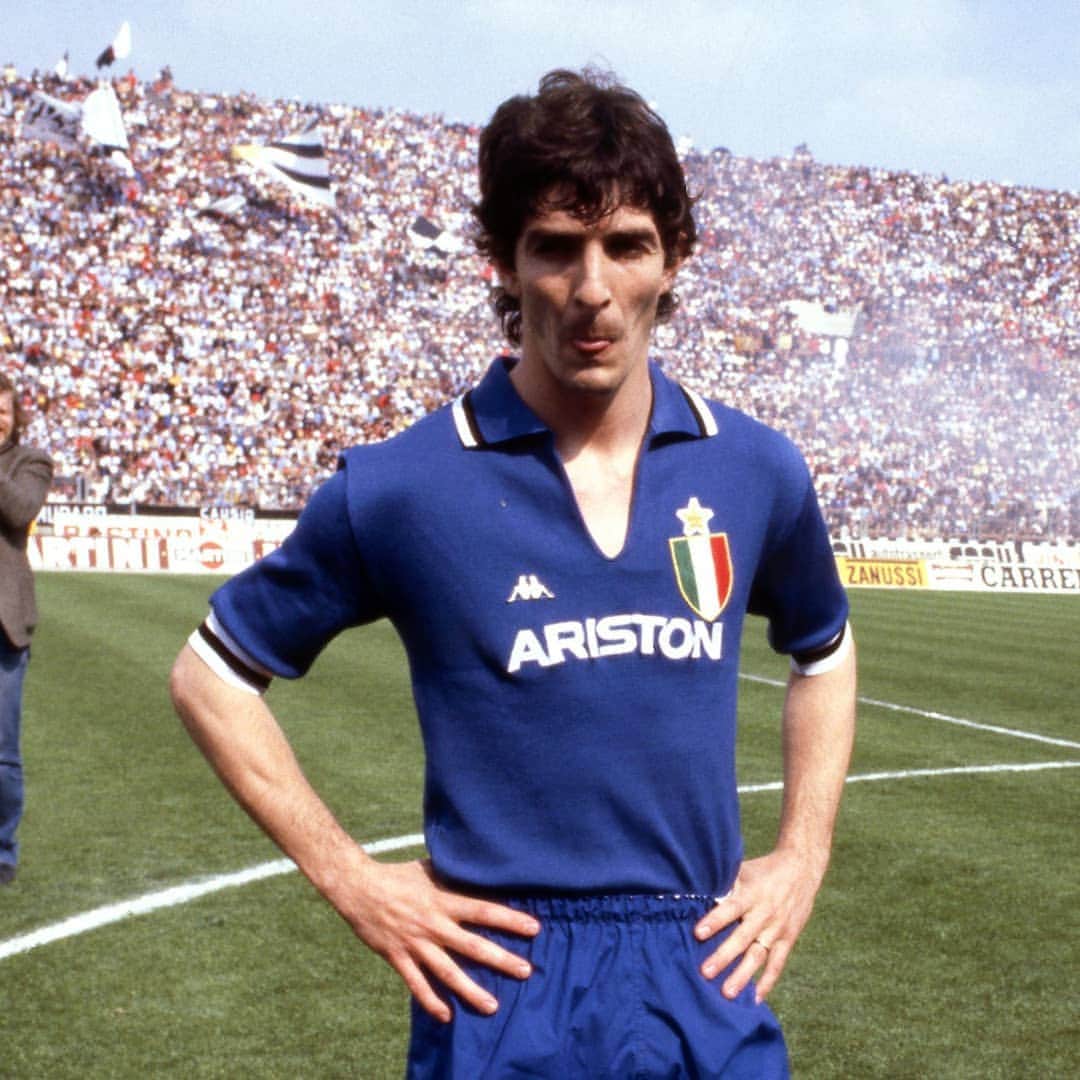 ユヴェントスFCさんのインスタグラム写真 - (ユヴェントスFCInstagram)「Farewell Paolo.   What sad news this morning.  Paolo Rossi, “Pablito” has passed away: for the entire nation, he was the man of an unforgettable Mundial, and for us, he was so much more.    Paolo is an entire generation of Juventus players who cheered with him, in front of televisions that, month after month, turned into colour. But our wonderful joys continued to be in black and white.   If you take a deep dive into your childhood room, or in your attics, you will probably find a poster of that incredible Juve.    He was a Bianconero (in the youth teams, with three appearances in the Italian Cup) already from 1973 to 1975, but the "real" Juventus adventure began again in 1981, even if inevitably, that season saw him on the field only three times in Serie A. Those three times however, were enough to make him (and Mister Bearzot) mature that vision that lead him to Spain, where he became the protagonist with incredible goals in incredible matches, and of course, where he returned home with a World Cup that no one will ever forget. And at the end of 1982, he lifted the trophy fit for only the strongest footballers on the planet, the Golden Ball. He was a natural goalscorer and could score in any method: headers, with quick feet, and sudden insertions.   Paolo scored in every way, making the most of his physical appearance. “Beware of Rossi”, the goalkeeper would say, and when you, the defender, turned around, he had already scored.   Forty-four was the total number of goals he scored in his wonderful Juventus period: goals thanks to which Pablito and Juve in those seasons brought home two Scudetti, an Italian Cup and three European laurels, the Cup Winners' Cup, the European Super Cup and the Champions League.   If you have found that poster of that magnificent Juve, open it, and admire it in a special way that the guy with the number nine on his shoulders would do. Because few are born like him.   Goodbye, Pablito.」12月10日 20時21分 - juventus