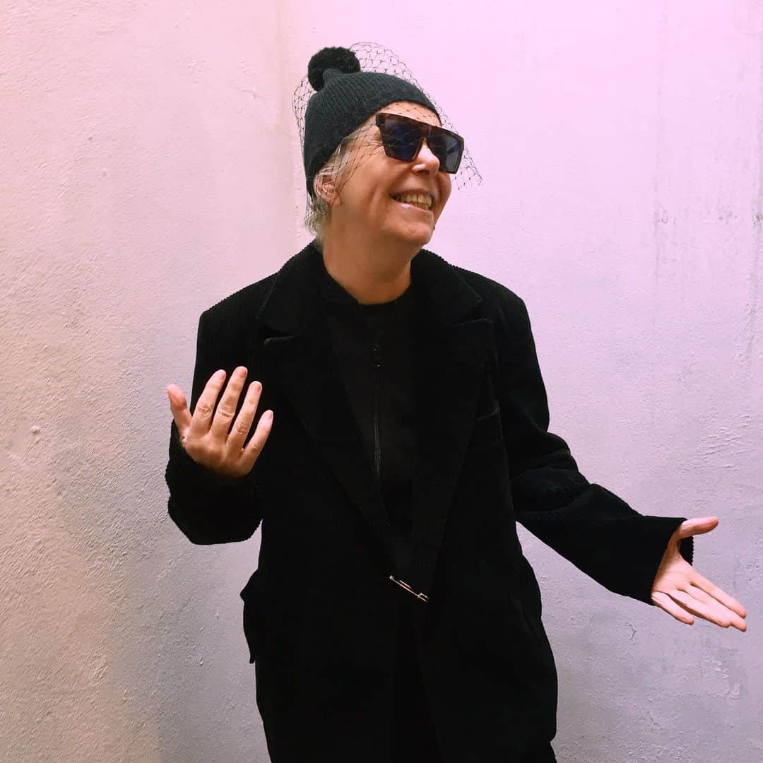 のインスタグラム：「The Veil Beanie. ❤️✌️」