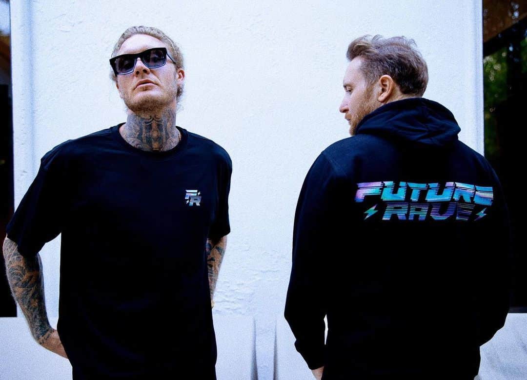 デヴィッド・ゲッタのインスタグラム：「New drop of ⚡️ Future Rave ⚡️ merch OUT NOW!  > futurerave.shop 🙌🏼」